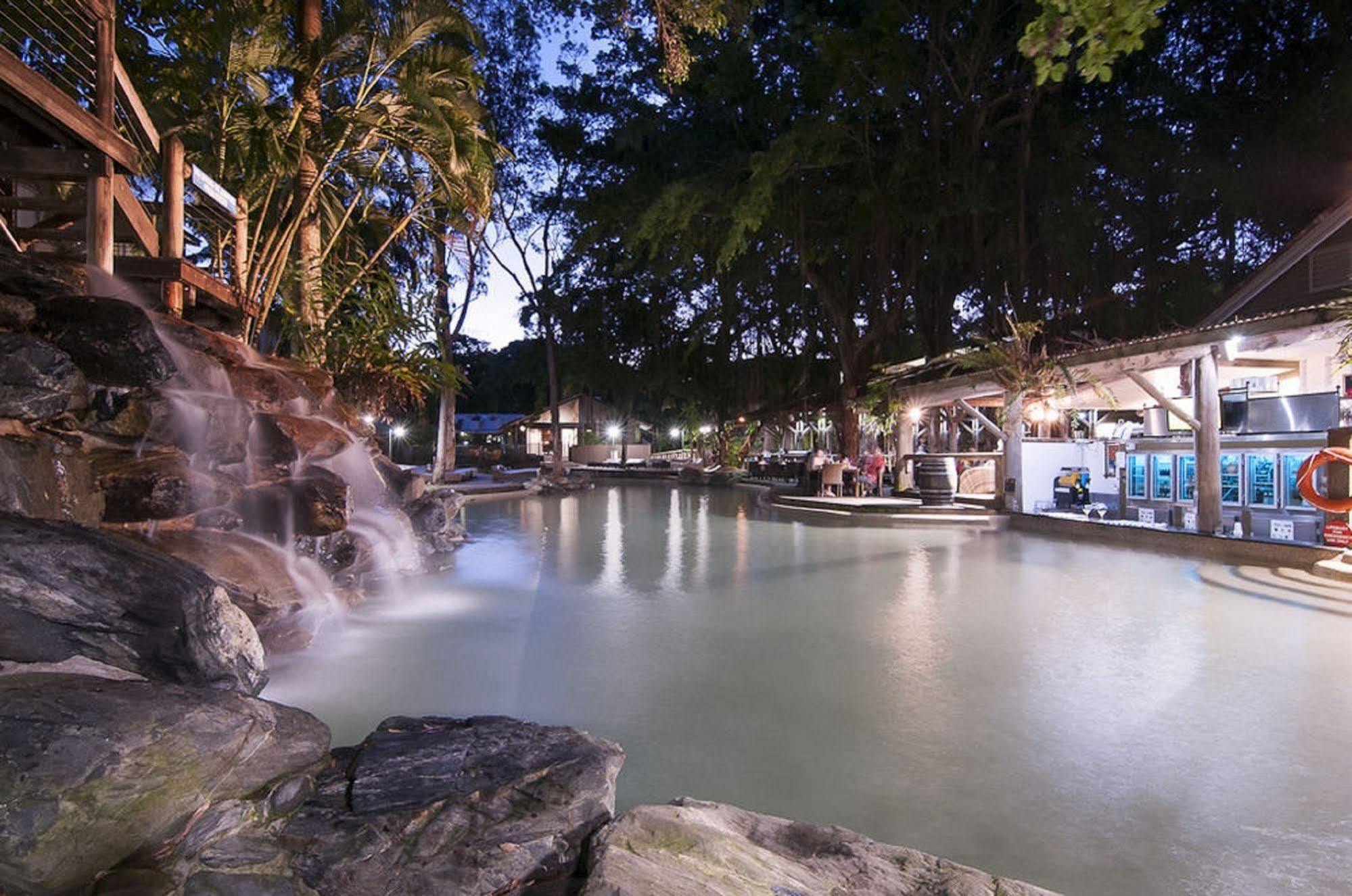 Ramada Resort By Wyndham Port Douglas Buitenkant foto