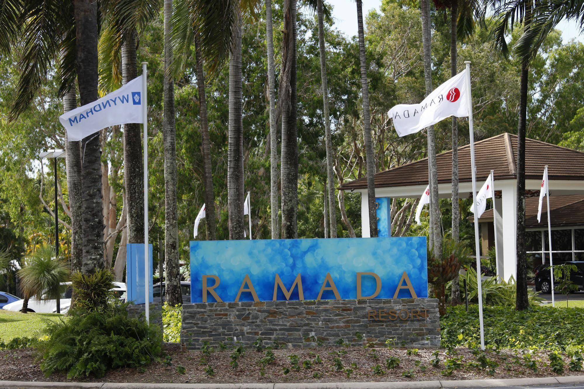 Ramada Resort By Wyndham Port Douglas Buitenkant foto